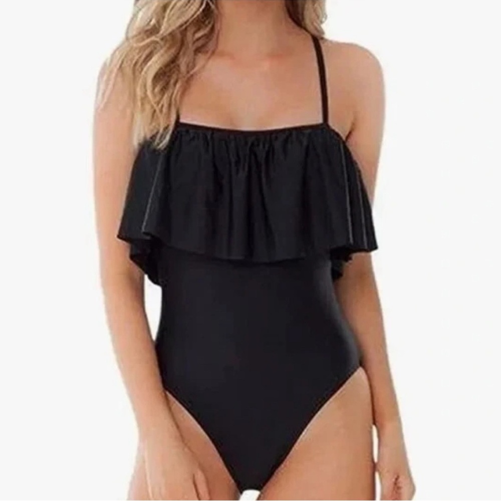 Chic Black One-Piece💦